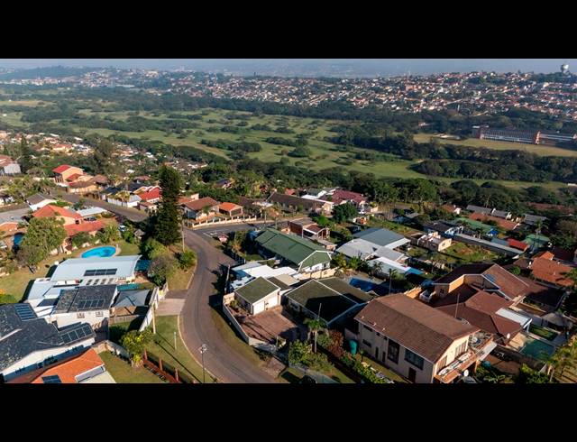 2 BEDROOM HOUSE FOR SALE IN BLUFF
